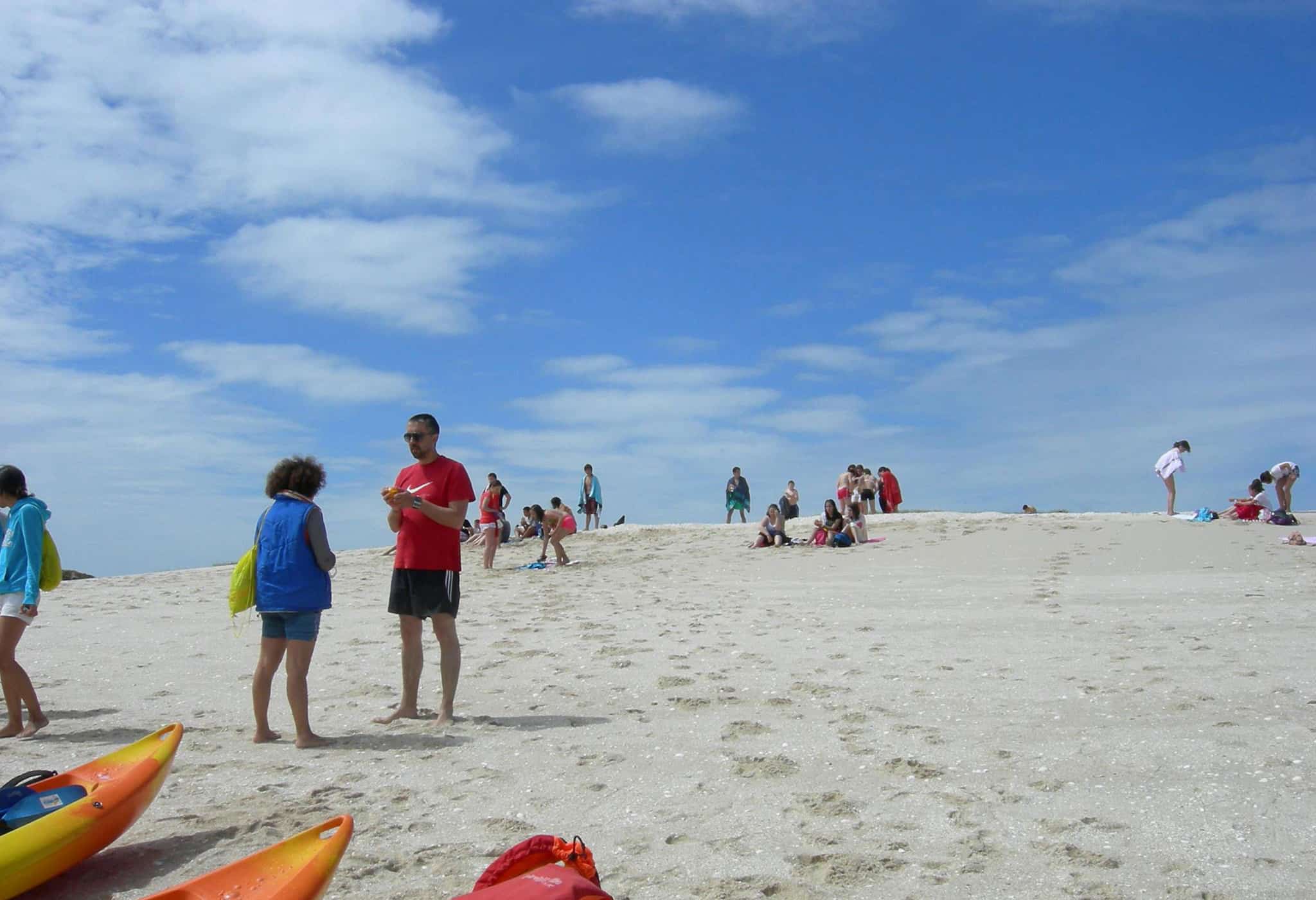 Cómo visitar el Islote de Areoso en 2026: permisos, kayak, mareas y consejos prácticos